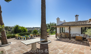 Charmante, rustieke villa met modern comfort te koop in Guadalmina Alta, Marbella 798276 