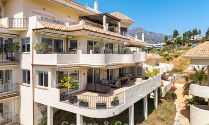 Luxueus, ruim duplex appartement met 4 slaapkamers te koop in een resortstijl complex in Nueva Andalucia, Marbella 798393