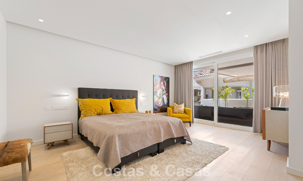 Luxueus, ruim duplex appartement met 4 slaapkamers te koop in een prestigieus resortstijl complex in Nueva Andalucia, Marbella 798402