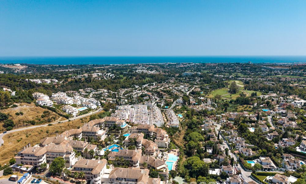 Luxueus, ruim duplex appartement met 4 slaapkamers te koop in een prestigieus resortstijl complex in Nueva Andalucia, Marbella 798420