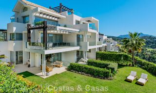 Luxe duplex appartement met grote tuin en zeezicht te koop in Marbella - Benahavis 798325 