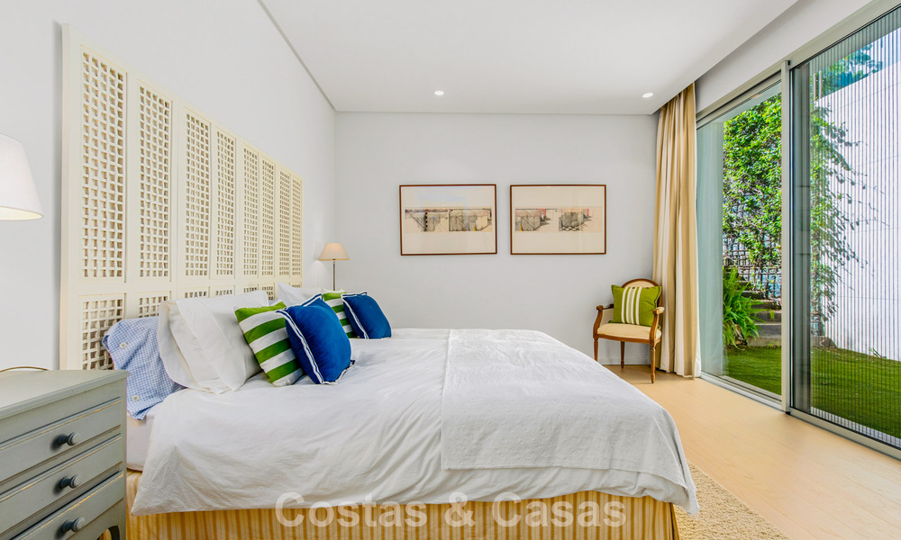 Luxe duplex appartement met grote tuin en zeezicht te koop in Marbella - Benahavis 798362