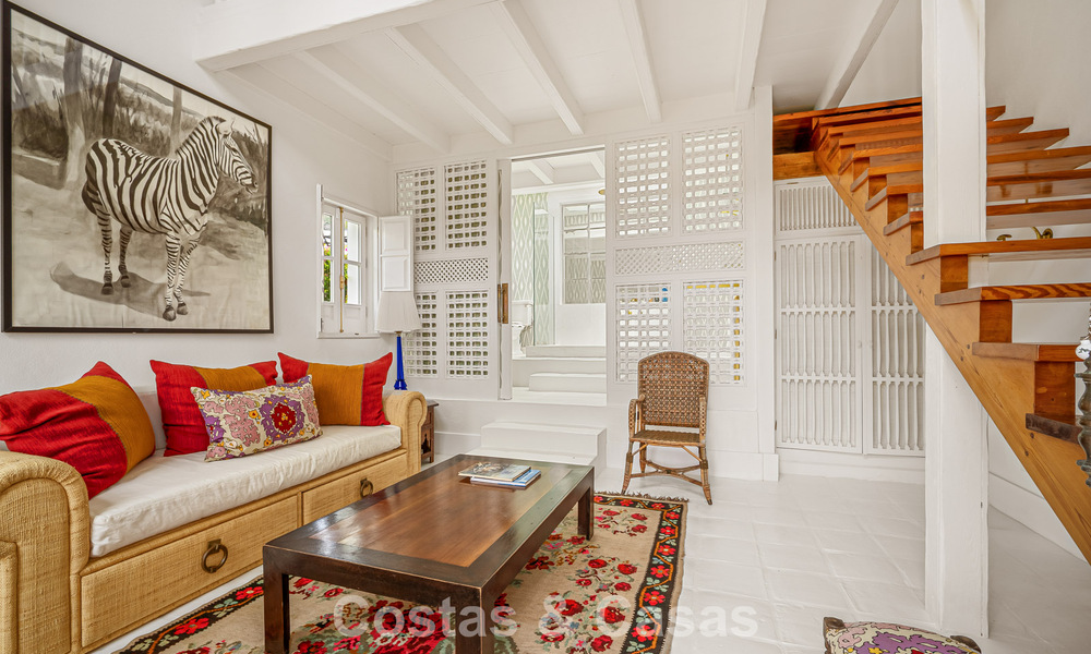Statige luxevilla in een klassiek mediterrane bouwstijl en met prachtige siertuinen te koop in Sierra Blanca, Marbella 798469