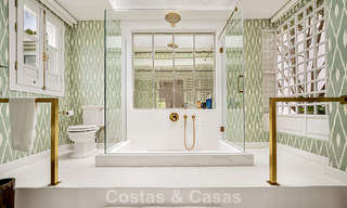 Statige luxevilla in een klassiek mediterrane bouwstijl en met prachtige siertuinen te koop in Sierra Blanca, Marbella 798471 