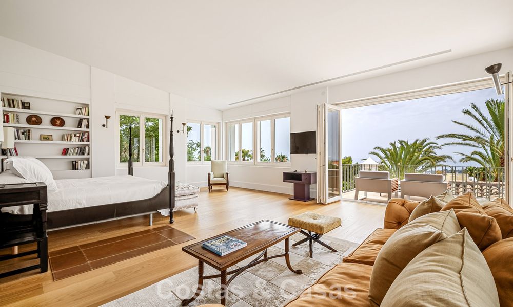 Statige luxevilla in een klassiek mediterrane bouwstijl en met prachtige siertuinen te koop in Sierra Blanca, Marbella 798474
