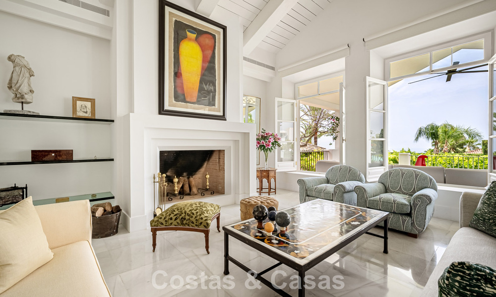 Statige luxevilla in een klassiek mediterrane bouwstijl en met prachtige siertuinen te koop in Sierra Blanca, Marbella 798483