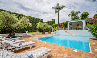 Statige luxevilla in een klassiek mediterrane bouwstijl en met prachtige siertuinen te koop in Sierra Blanca, Marbella 798509 