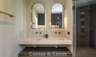 Prachtig gerenoveerde, modern-mediterrane villa met zeezicht te koop in Benahavis - Marbella 798578 