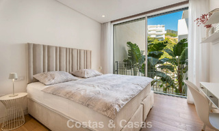 Modernistisch luxe appartement te koop met zeezicht in een boutique complex in de heuvels nabij Marbella stad 798598 