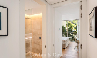 Modernistisch luxe appartement te koop met zeezicht in een boutique complex in de heuvels nabij Marbella stad 798601 