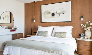 Luxe design townhouse met panoramisch zeezicht te koop in La Quinta, Marbella - Benahavis 798621 