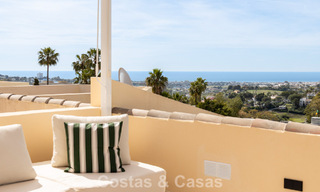 Luxe design townhouse met panoramisch zeezicht te koop in La Quinta, Marbella - Benahavis 798647 