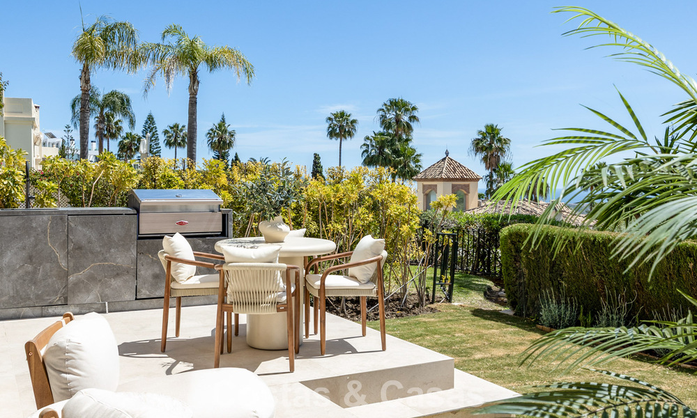 Luxe design townhouse met panoramisch zeezicht te koop in La Quinta, Marbella - Benahavis 798648
