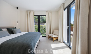 Instapklare, eigentijds-mediterrane nieuwe luxevilla te koop in een golfwijk van Marbella - Benahavis 798703 