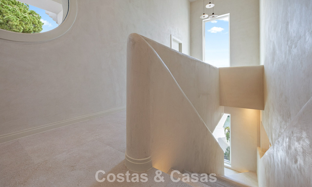 Instapklare, eigentijds-mediterrane nieuwe luxevilla te koop in een golfwijk van Marbella - Benahavis 798707