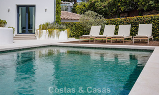 Instapklare, eigentijds-mediterrane nieuwe luxevilla te koop in een golfwijk van Marbella - Benahavis 798710 