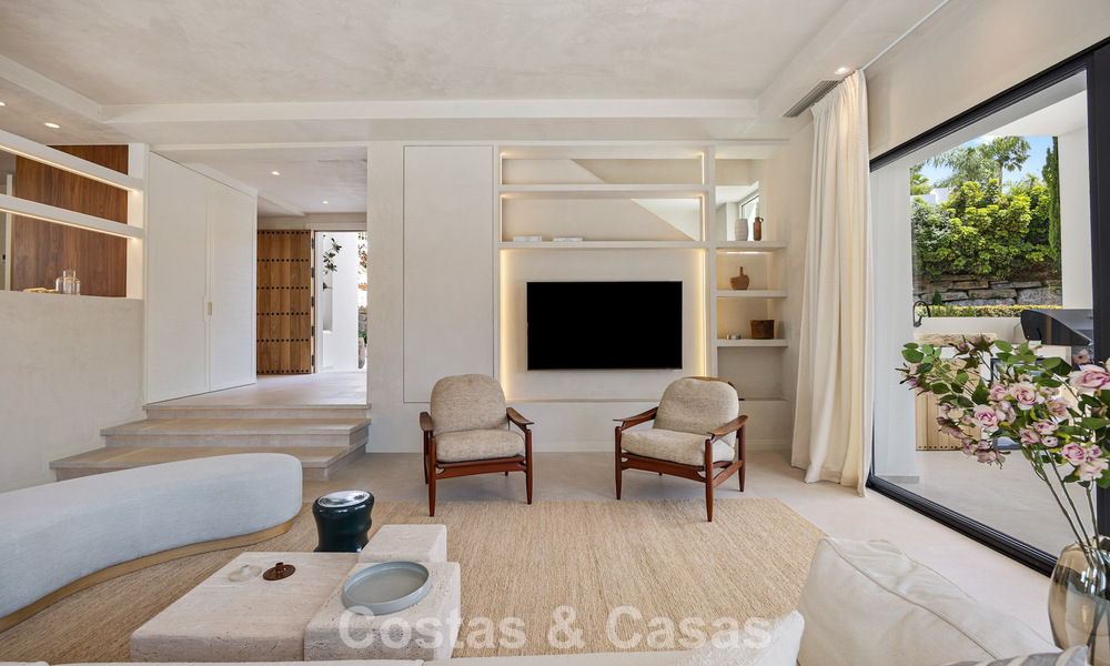Instapklare, eigentijds-mediterrane nieuwe luxevilla te koop in een golfwijk van Marbella - Benahavis 798716