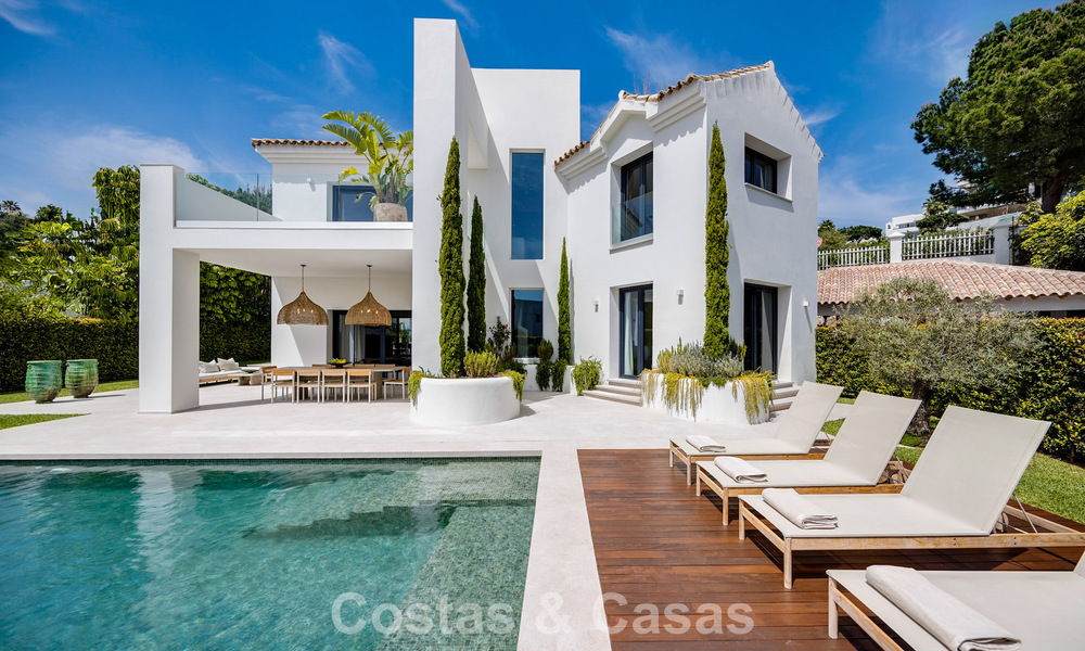 Instapklare, eigentijds-mediterrane nieuwe luxevilla te koop in een golfwijk van Marbella - Benahavis 798719