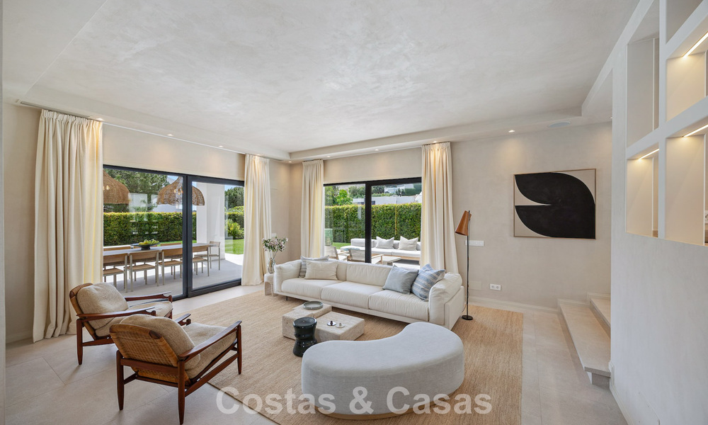 Instapklare, eigentijds-mediterrane nieuwe luxevilla te koop in een golfwijk van Marbella - Benahavis 798740