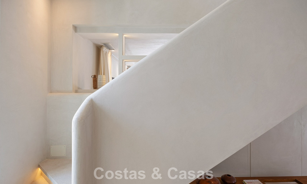 Instapklare, eigentijds-mediterrane nieuwe luxevilla te koop in een golfwijk van Marbella - Benahavis 798753