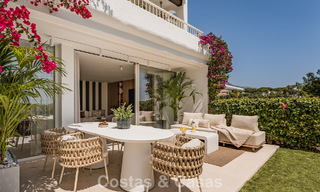 Stijlvol gemoderniseerd appartement te koop, eerstelijns Aloha Golf in Nueva Andalucia, Marbella 798774 