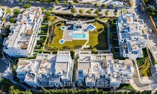 Modern tuinappartement te koop op loopafstand v/h strand o/d New Golden Mile tussen Marbella en Estepona 798804 