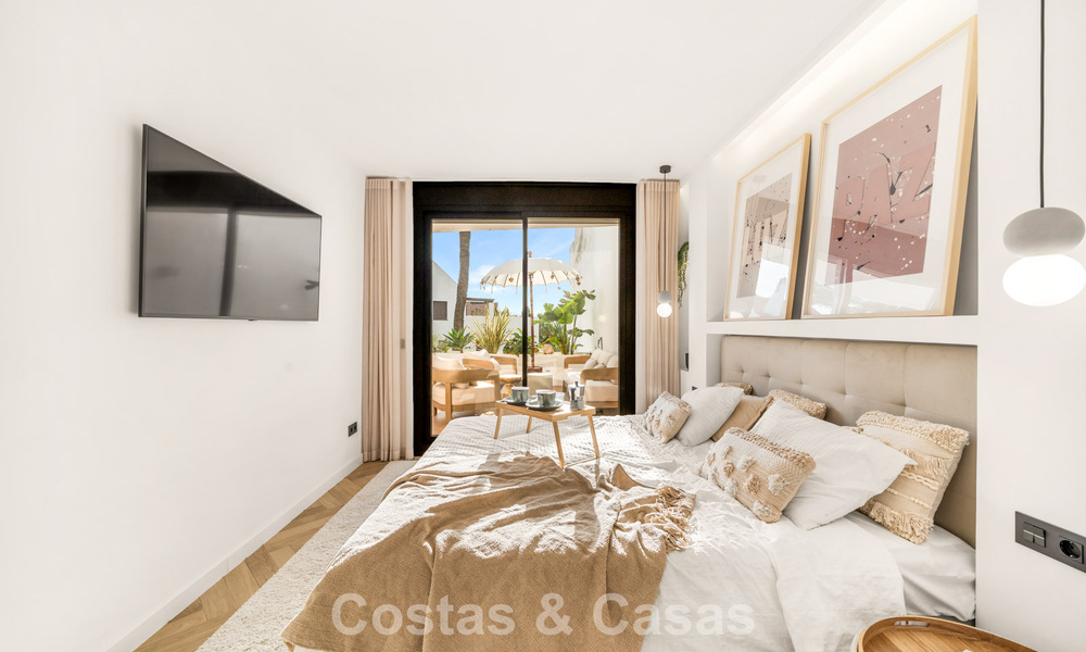 Instapklaar en eigentijds volledig gerenoveerd appartement te koop in Nueva Andalucia, Marbella 798900