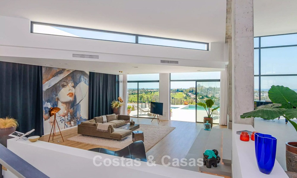 Geavanceerde luxevilla met panoramisch zeezicht te koop in de heuvels van Marbella - Benahavis 798926