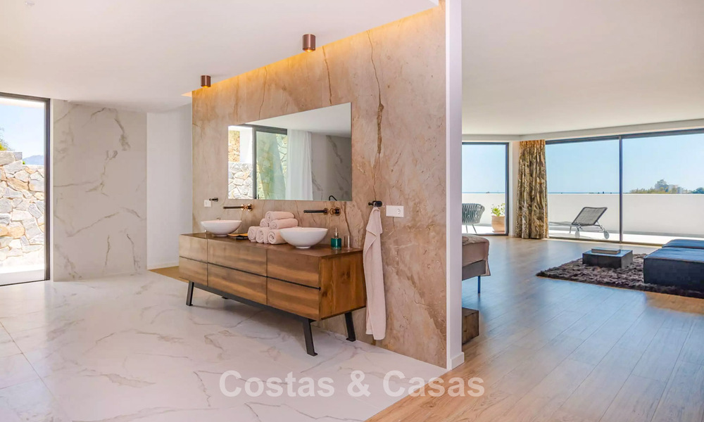 Geavanceerde luxevilla met panoramisch zeezicht te koop in de heuvels van Marbella - Benahavis 798948
