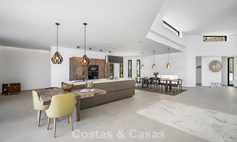 Geavanceerde luxevilla met panoramisch zeezicht te koop in de heuvels van Marbella - Benahavis 798969