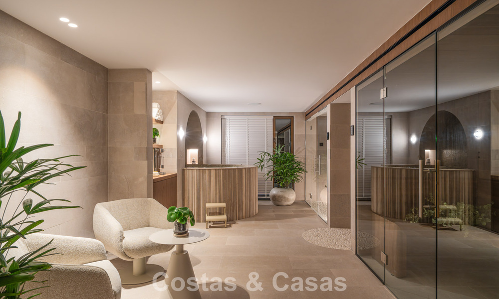 Royale villa in een eigentijdse, Mediterrane bouwstijl te koop in een afgeschermde urbanisatie in Marbella - Benahavis 799056