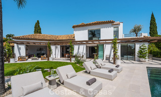 Royale villa in een eigentijdse, Mediterrane bouwstijl te koop in een afgeschermde urbanisatie in Marbella - Benahavis 799082 
