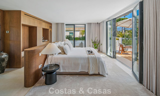 Instapklare, hedendaagse Mediterrane villa te koop grenzend aan de golfbaan van Las Brisas in Nueva Andalucia, Marbella 799116 