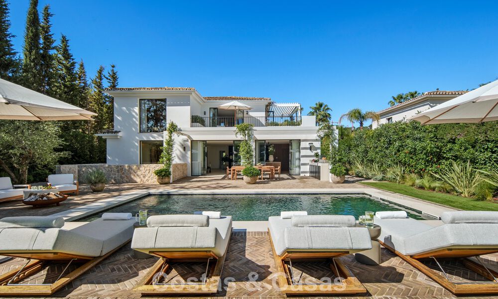 Instapklare, hedendaagse Mediterrane villa te koop grenzend aan de golfbaan van Las Brisas in Nueva Andalucia, Marbella 799129