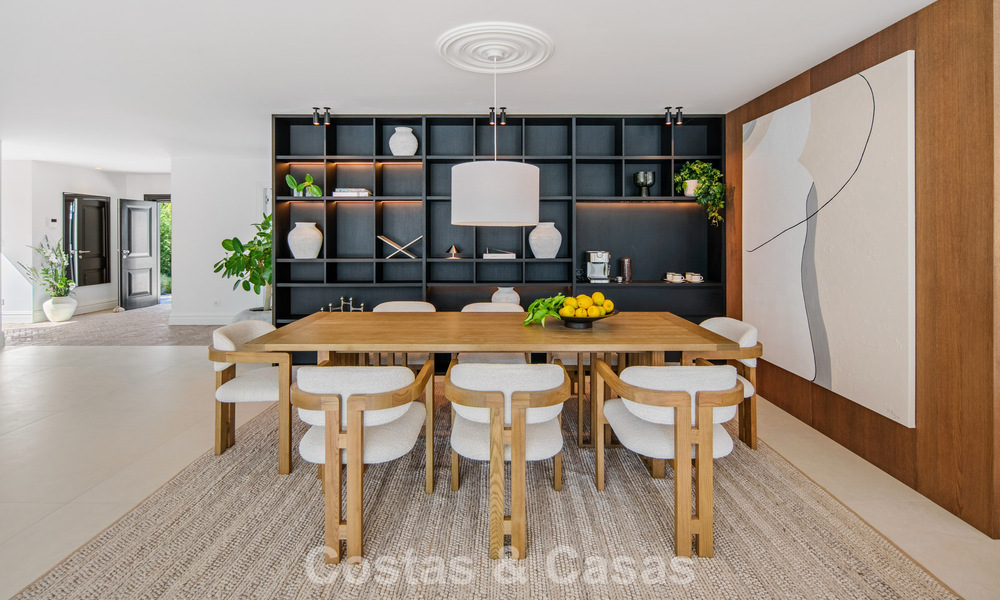 Instapklare, hedendaagse Mediterrane villa te koop grenzend aan de golfbaan van Las Brisas in Nueva Andalucia, Marbella 799131