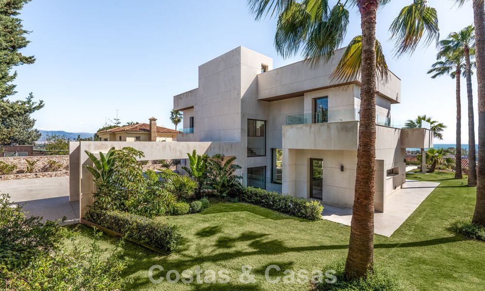 Moderne luxevilla met adembenemend zeezicht te koop vlakbij Malaga West, Costa del Sol 799423