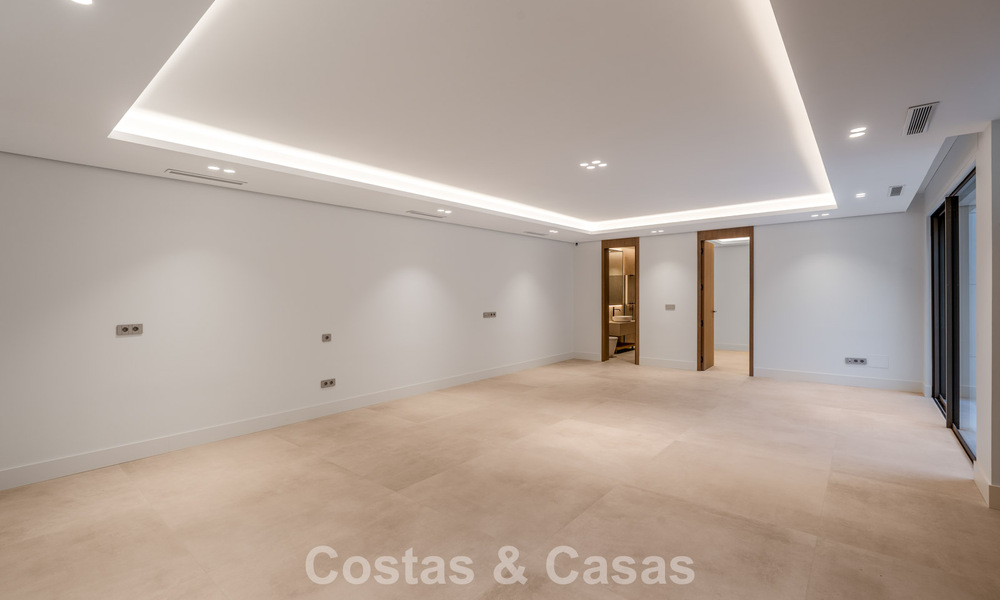 Moderne luxevilla met adembenemend zeezicht te koop vlakbij Malaga West, Costa del Sol 799424