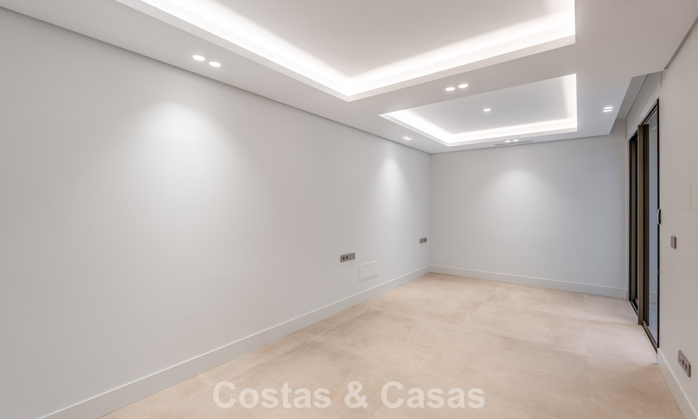 Moderne luxevilla met adembenemend zeezicht te koop vlakbij Malaga West, Costa del Sol 799425