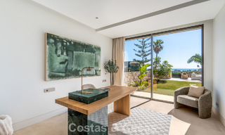 Moderne luxevilla met adembenemend zeezicht te koop vlakbij Malaga West, Costa del Sol 799428 
