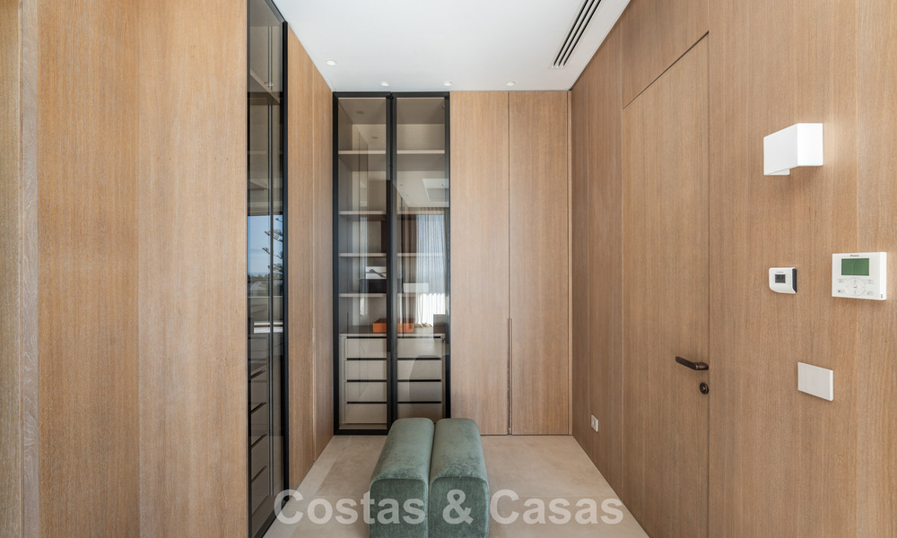 Moderne luxevilla met adembenemend zeezicht te koop vlakbij Malaga West, Costa del Sol 799432