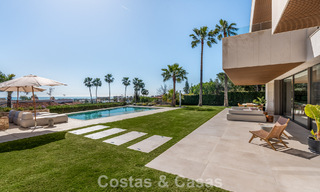 Moderne luxevilla met adembenemend zeezicht te koop vlakbij Malaga West, Costa del Sol 799444 