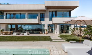 Moderne luxevilla met adembenemend zeezicht te koop vlakbij Malaga West, Costa del Sol 799446 