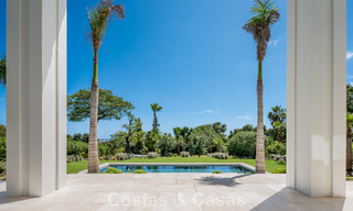 Nieuwe, moderne, architectonische villa met adembenemend zeezicht te koop op Marbella’s Golden Mile 799330 