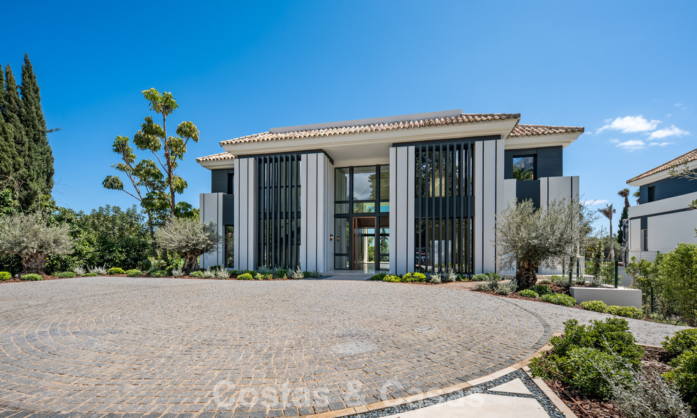 Nieuwe, moderne, architectonische villa met adembenemend zeezicht te koop op Marbella’s Golden Mile 799340