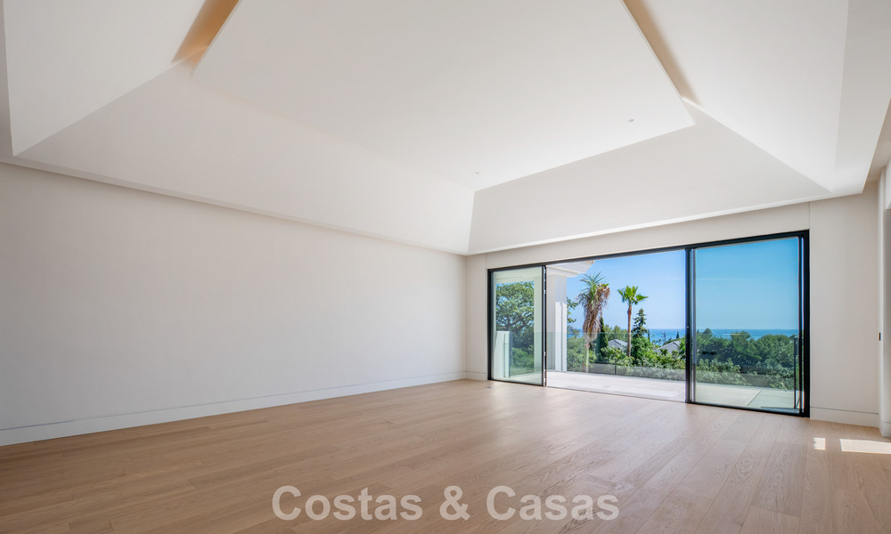 Nieuwe, moderne, architectonische villa met adembenemend zeezicht te koop op Marbella’s Golden Mile 799345
