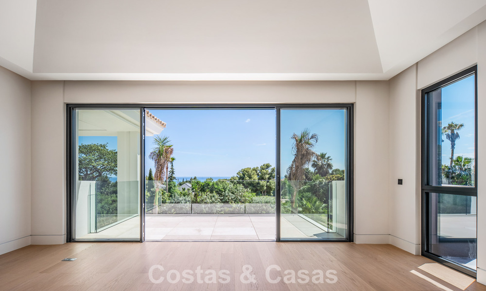 Nieuwe, moderne, architectonische villa met adembenemend zeezicht te koop op Marbella’s Golden Mile 799346