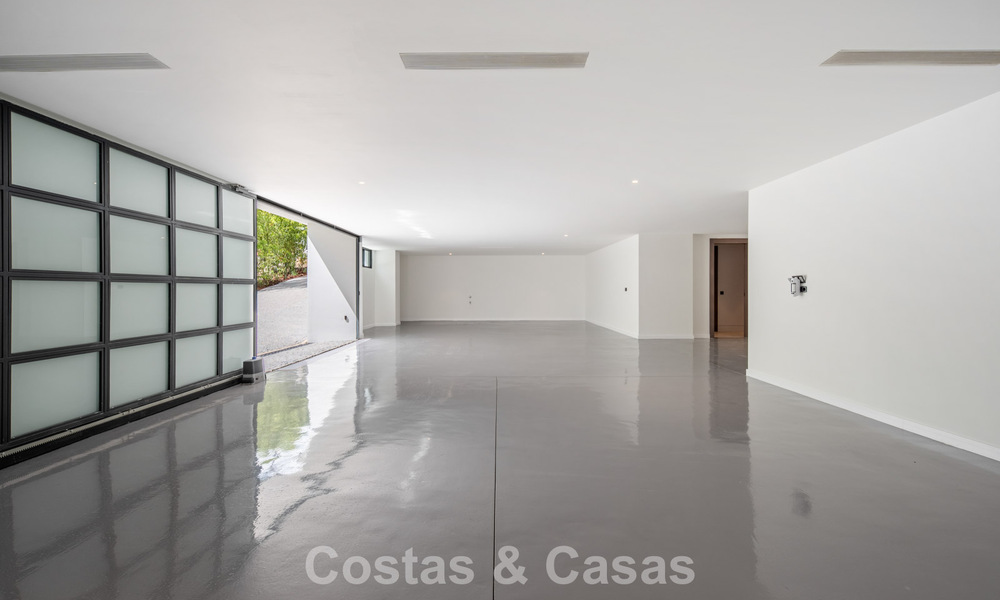 Nieuwe, moderne, architectonische villa met adembenemend zeezicht te koop op Marbella’s Golden Mile 799359