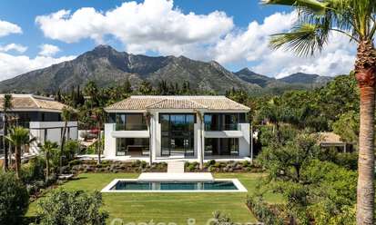 Nieuwe, moderne, architectonische villa met adembenemend zeezicht te koop op Marbella’s Golden Mile 799372