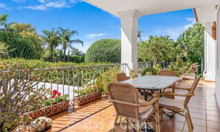 Tijdloze Spaanse luxevilla met grote tuin en zwembad te koop in de heuvels van Marbella - Benahavis 799396 