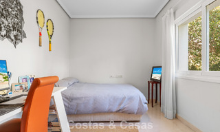 Tijdloze Spaanse luxevilla met grote tuin en zwembad te koop in de heuvels van Marbella - Benahavis 799402 